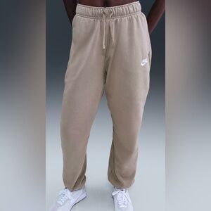 Nike NWT Women's Sweatpants